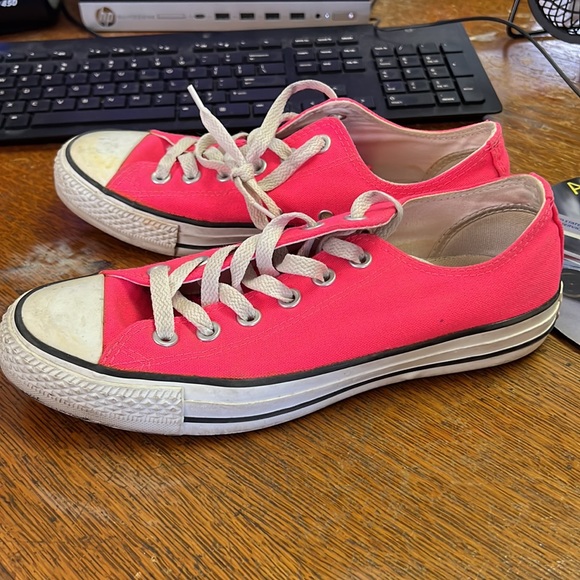 Converse - Picture 4 of 4